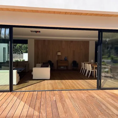 Villa Beautiful South-facing Architect's House! *