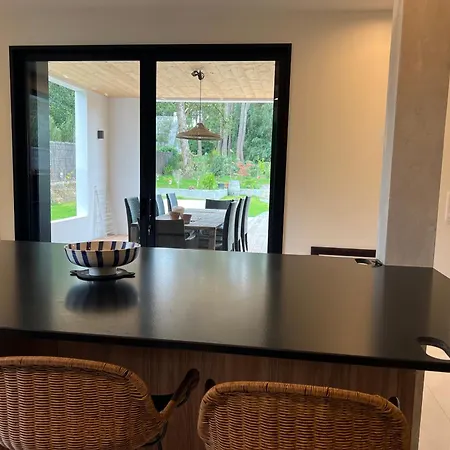 Beautiful South-facing Architect's House! Villa *