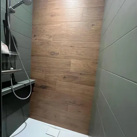 Beautiful South-facing Architect's House!