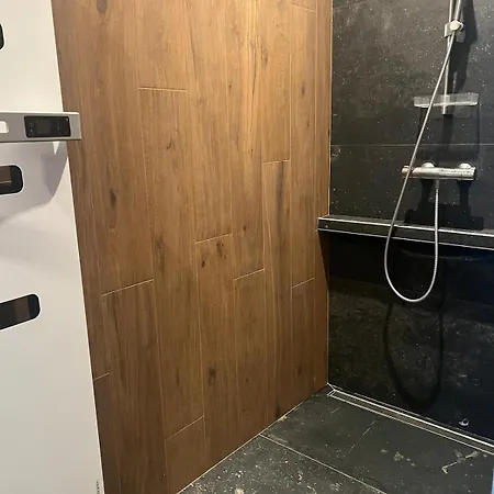 Villa Beautiful South-facing Architect's House!