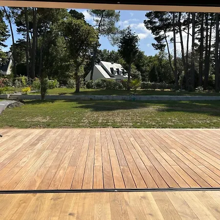 Beautiful South-facing Architect's House!