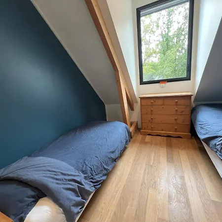 Beautiful South-facing Architect's House! Villa