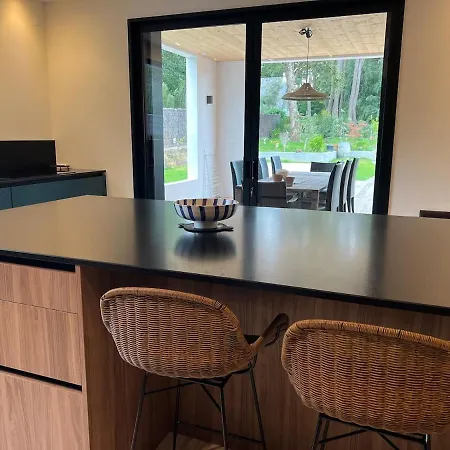 Beautiful South-facing Architect's House! Villa *