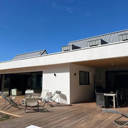 Beautiful South-facing Architect's House! Villa *