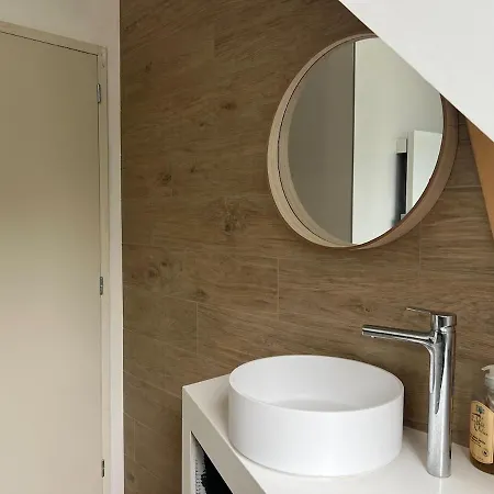 Villa Beautiful South-facing Architect's House!