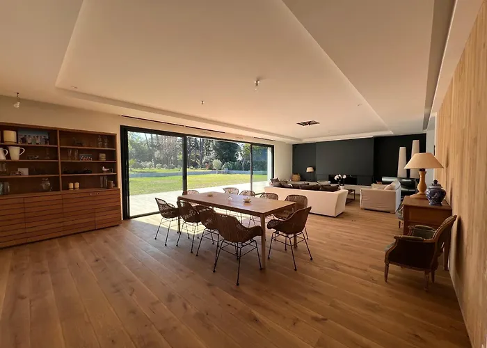 فيلة Beautiful South-facing Architect's House! *