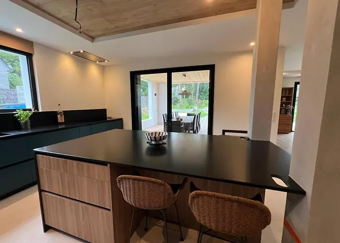 فيلة Beautiful South-facing Architect's House! *