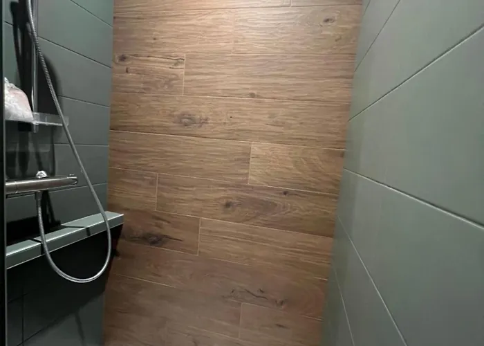 Beautiful South-facing Architect's House!