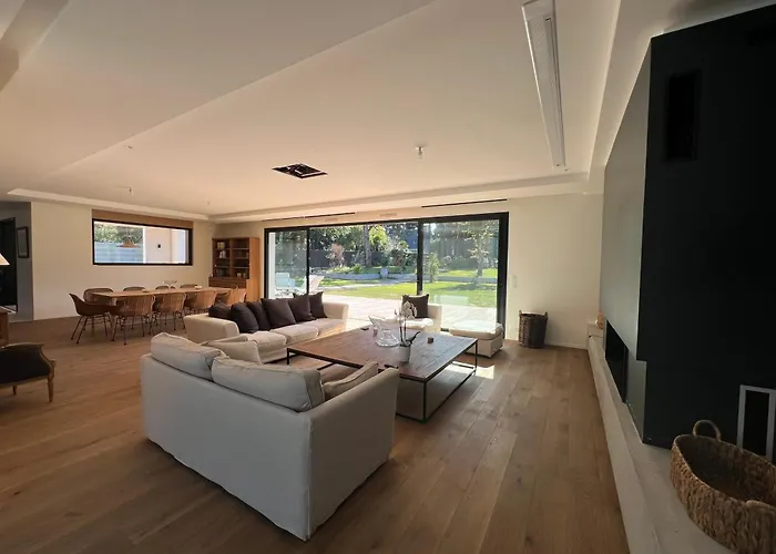 فيلة Beautiful South-facing Architect's House! Quimiac