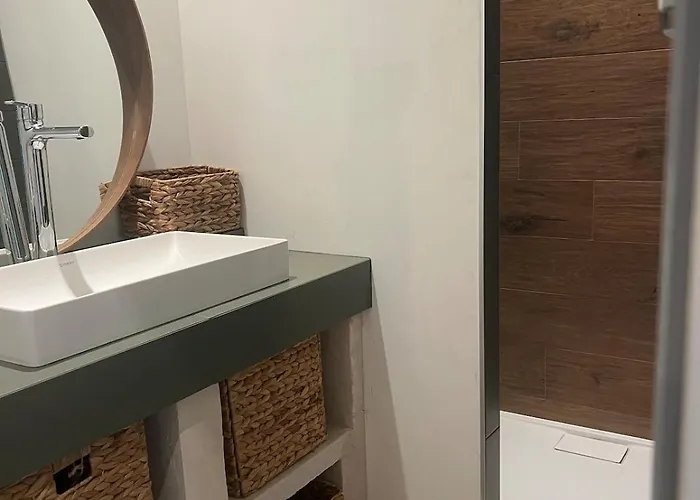 Beautiful South-facing Architect's House! * Quimiac