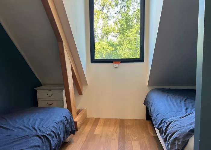 Beautiful South-facing Architect's House! * Quimiac