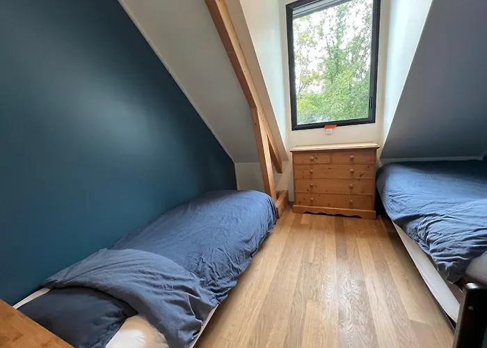 Beautiful South-facing Architect's House! فيلة